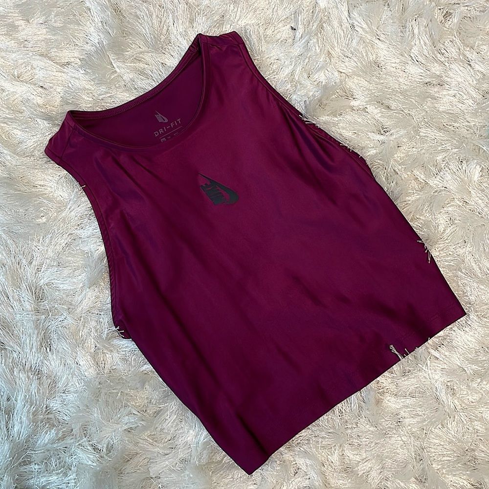 NikeLab NRG Perf Crop Tank